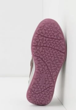 Superfit MERIDA - Sneaker Low - Lila/rosa -Modeschuhe 0272d05789ab4de0a6b27e36bb05e979