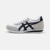 Onitsuka Tiger NEW YORK - Sneaker Low - White/black -Modeschuhe 0acb7739ddae47e4aec0c951c5d49b0c