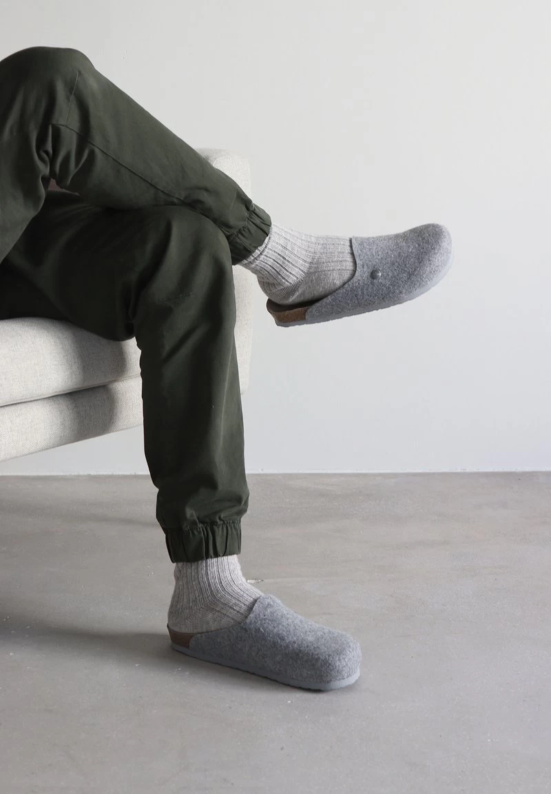 Genuins Pantolette Flach - Hellgrau 7 Genuins Pantolette Flach - Hellgrau – Bild 5