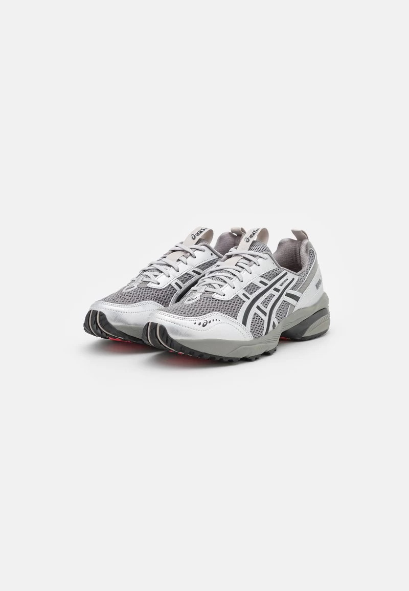 ASICS SportStyle GEL-1090V2 X FREJA WEWER - Sneaker Low - Clay Grey/pure Silver 4 ASICS SportStyle GEL-1090V2 X FREJA WEWER - Sneaker Low - Clay Grey/pure Silver – Bild 2