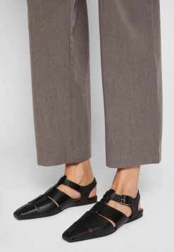 Vagabond WIOLETTA - Slipper - Black