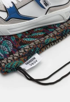 UNISEX - Sneaker Low - White/blue -Modeschuhe 17065f4c04ac412fa274e4c8a5330bac