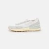 Nike Sportswear WAFFLE ONE VNTG - Sneaker Low - Sail/white/photon Dust/alabaster/black/team Orange 1 Nike Sportswear WAFFLE ONE VNTG - Sneaker Low - Sail/white/photon Dust/alabaster/black/team Orange -Modeschuhe 17a5471e85394f20b7f6e646ecbcb148