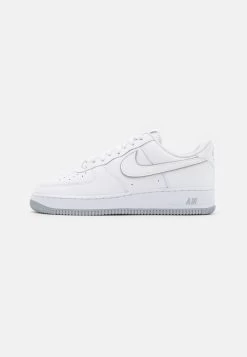 Nike Sportswear AIR FORCE 1 07 - Sneaker Low - White/wolf Grey