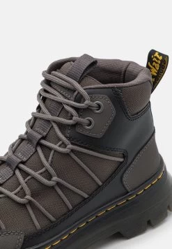 Dr. Martens BUWICK - Schnürstiefelette - Dark Grey -Modeschuhe 1ce75f33c2b54429a2decbe84612c08b