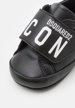DSQUARED2 UNISEX - Krabbelschuh - Black/white 13 DSQUARED2 UNISEX - Krabbelschuh - Black/white -Modeschuhe 20ffdf60df3f43feae616f0cd3b0fa23