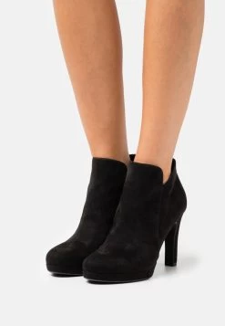 Tamaris Plateaustiefelette - Black