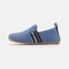 T MODELL LK SCHRIFTZUG UNISEX - Hausschuh - Media Blue 2 T MODELL LK SCHRIFTZUG UNISEX - Hausschuh - Media Blue -Modeschuhe 414aaf224ae34483a4ab61b088c15fdf