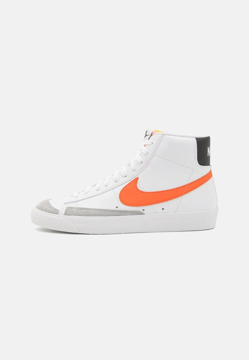 Nike Sportswear BLAZER MID '77 VNTG - Sneaker High - White/safety Orange/wolf Grey/black 3 Nike Sportswear BLAZER MID '77 VNTG - Sneaker High - White/safety Orange/wolf Grey/black