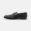Coach SCULPT LOAFER - Slipper - Black 1 Coach SCULPT LOAFER - Slipper - Black -Modeschuhe 4f27ae8660d942bebf5f8796ecfe1b64