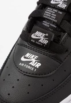 Nike Sportswear AIR FORCE 1 LV8 3 - Sneaker Low - Black/white -Modeschuhe 51ba70216f224b80aca3cb28899b0d17