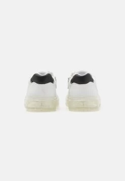 Calvin Klein Jeans UNISEX - Sneaker Low - White -Modeschuhe 66c5798402934c9cb0f34715c8091c6d