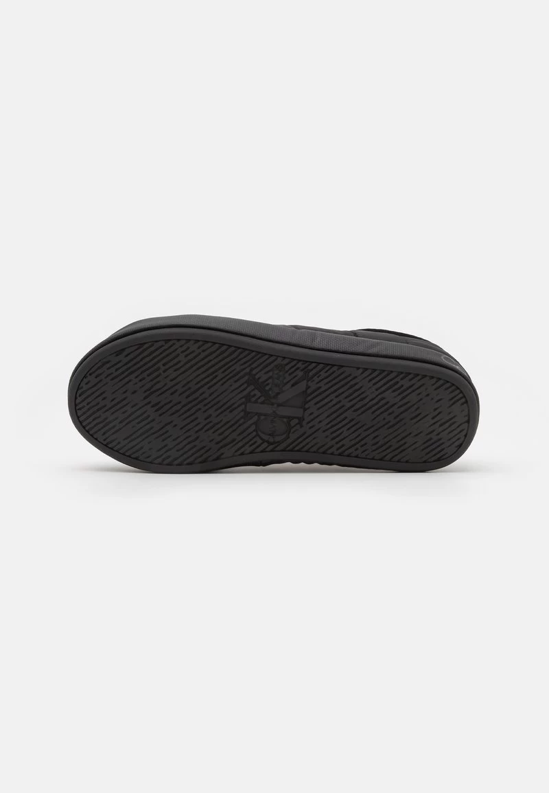 Calvin Klein Jeans HOME SLIPPER - Hausschuh - Black 7 Calvin Klein Jeans HOME SLIPPER - Hausschuh - Black – Bild 5
