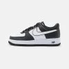 Nike Sportswear AIR FORCE 1 07 - Sneaker Low - Black/white -Modeschuhe 6dc3ad7003dc4915a539f46509c94dea