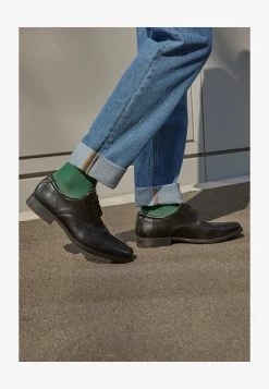 Clarks TILDEN - Business-Schnürer - Black -Modeschuhe 7276063e4660478b8308de11521bc5ea