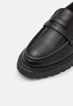 Les Deux TATUM LOAFER - Slipper - Black 13 Les Deux TATUM LOAFER - Slipper - Black -Modeschuhe 77efd2cebe3b42aca01abab844521492