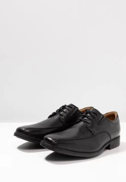 Clarks TILDEN - Business-Schnürer - Black -Modeschuhe 7a013bc20c034aac9634090ae84caf3b