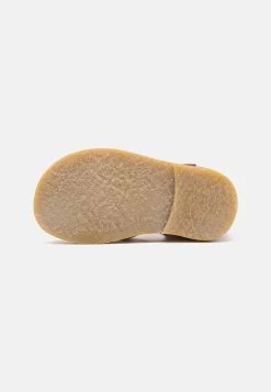 CLASSIC UNISEX - Riemchenballerina - Cognac 12 CLASSIC UNISEX - Riemchenballerina - Cognac -Modeschuhe 80b79e8a292e44e2887b40d58372278e