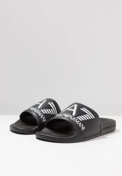 EA7 Emporio Armani VISIBILITY UNISEX - Pantolette Flach - Black 10 EA7 Emporio Armani VISIBILITY UNISEX - Pantolette Flach - Black -Modeschuhe 83943e9d6d0f454e8378be6e7d9ec83d