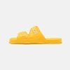 GCDS POOL SLIDES UNISEX - Badesandale - Yellow -Modeschuhe 85b0a478a06848559195b399a30cce2e