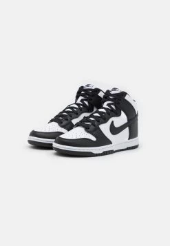 Nike Sportswear NIKE DUNK HI RETRO BTTYS - Sneaker High - White/black/total Orange -Modeschuhe 872e823b138149b1a1def5b4ee417e48