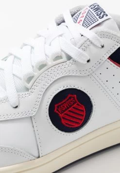 K-Swiss NORTH COURT - Sneaker Low - White/corporate 11 K-Swiss NORTH COURT - Sneaker Low - White/corporate -Modeschuhe 8e94017906de44229712d83042eb50ce