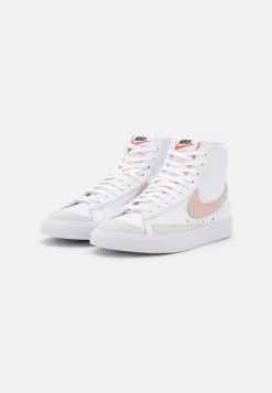 Nike Sportswear BLAZER MID 77 - Sneaker High - White/pink Oxford/black/summit White -Modeschuhe 8fb2079362c74298b33614f3a176817e