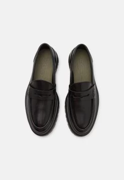 Les Deux TATUM LOAFER - Slipper - Black 11 Les Deux TATUM LOAFER - Slipper - Black -Modeschuhe 929d758dad544dfe9365cd0e92c32796