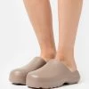 MILLIE MOULDED CLOG - Clogs - Roebuck -Modeschuhe 96bff4f3561b40aeab2866cd39e69d1a