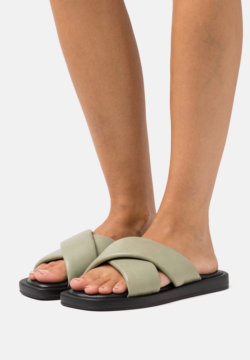 Tamaris Pantolette Flach - Sage/black 3 Tamaris Pantolette Flach - Sage/black