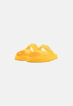 GCDS POOL SLIDES UNISEX - Badesandale - Yellow -Modeschuhe a6b1336966f443bc9e05f985afacfd51