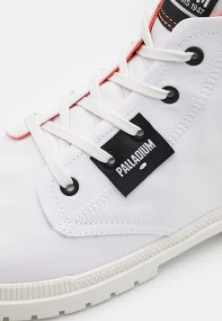 Palladium OVERLAB UNISEX - Schnürstiefelette - Star White -Modeschuhe a90597cf5dd9483f9aefa8a10ce2d6ac