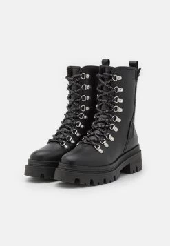 Tamaris Snowboot/Winterstiefel - Black 10 Tamaris Snowboot/Winterstiefel - Black -Modeschuhe c3480d76073f4f3d94af9966b1803077