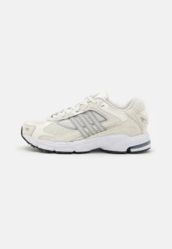 Adidas Originals RESPONSE CL - Sneaker Low - White Tint/silver Metallic