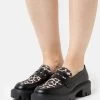 ONLY Shoes ONLBETTY LOAFER - Slipper - Black 2 ONLY Shoes ONLBETTY LOAFER - Slipper - Black -Modeschuhe cf88e1d28b244e88a00f57b6702d2915