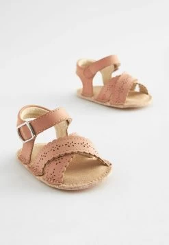 Next STANDARD - Riemensandalette - Tan Brown Scallop 10 Next STANDARD - Riemensandalette - Tan Brown Scallop -Modeschuhe d2da734d238e4a97b279345dbacbba12