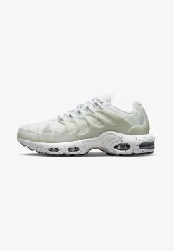 Nike Sportswear AIR MAX TERRASCAPE PLUS - Sneaker Low - White/white/white/pure Platinum