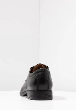 Clarks TILDEN - Business-Schnürer - Black -Modeschuhe e4c8370bc8ca4f369517af7d26e5ab9a