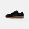 Puma SMASH V2 UNISEX - Sneaker Low - Black 1 Puma SMASH V2 UNISEX - Sneaker Low - Black -Modeschuhe e65049a6b4b942d19c73a6439e7c2c8d