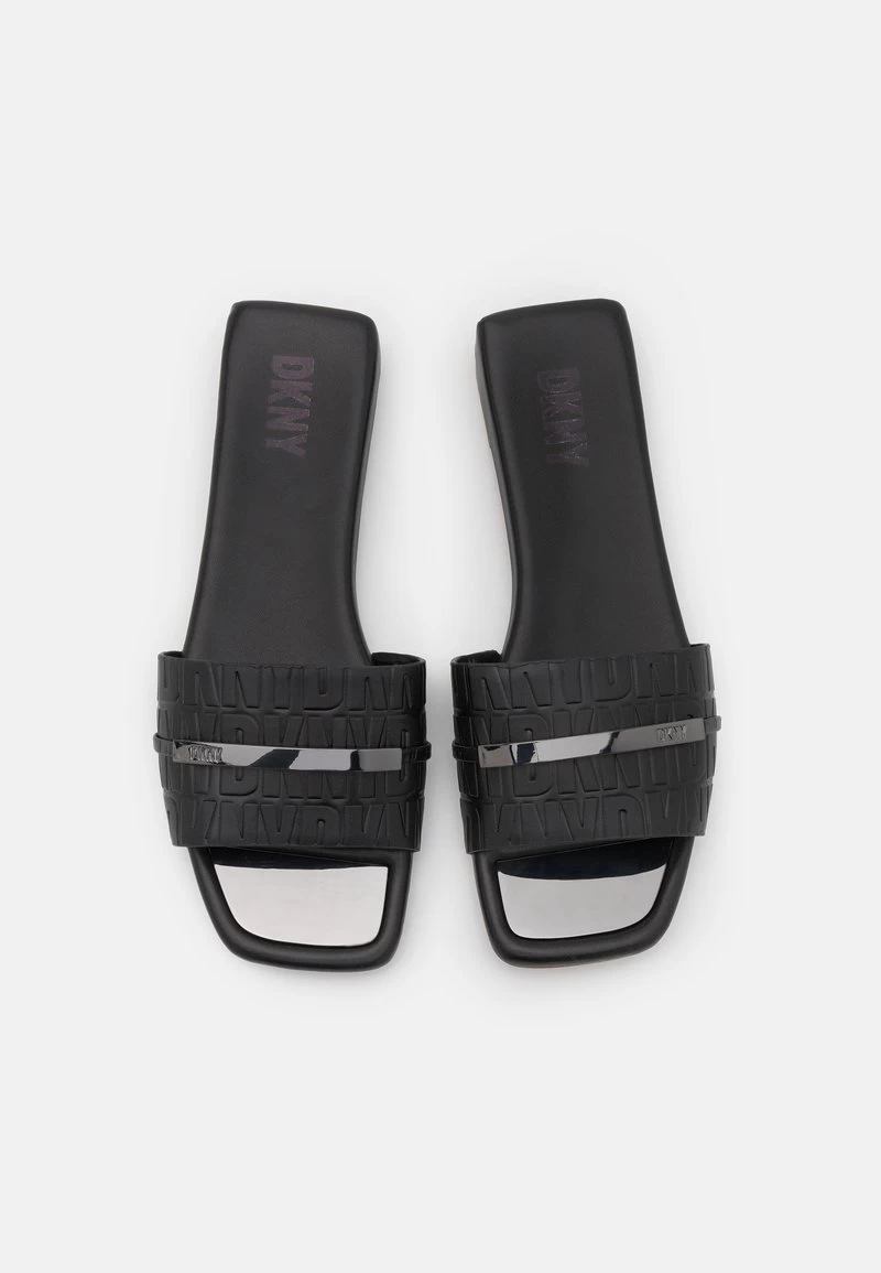 DKNY ALAINA FLAT SLIDE - Pantolette Flach - Black 7 DKNY ALAINA FLAT SLIDE - Pantolette Flach - Black – Bild 5