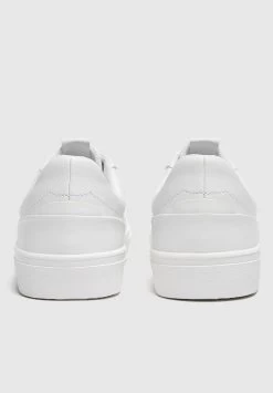 PULL & BEAR Sneaker Low - White 11 PULL & BEAR Sneaker Low - White -Modeschuhe e7f8006008a14f68b83dcc8c98df55f8
