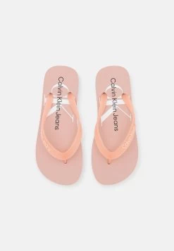 Calvin Klein Jeans BEACH MONOGRAM - Bade-Zehentrenner - Pale Conch Shell -Modeschuhe efad99a956a340ab81768cc5701a7a6b