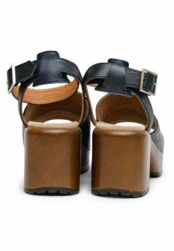 MAUD - Clogs - Blue 11 MAUD - Clogs - Blue -Modeschuhe f4f60076e5924bd69587296747be8512