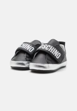 MOSCHINO UNISEX - Krabbelschuh - Black/silver -Modeschuhe f562e5283fdf46ac99bf1ef1e0df850a