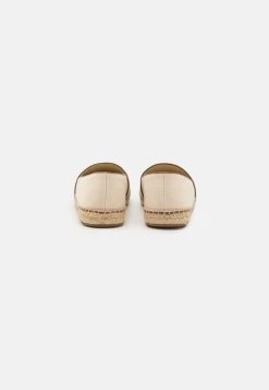 MICHAEL Michael Kors KENDRICK TOE CAP - Espadrille - Tan 11 MICHAEL Michael Kors KENDRICK TOE CAP - Espadrille - Tan -Modeschuhe fd266531aba1452ebf766d21400a250c